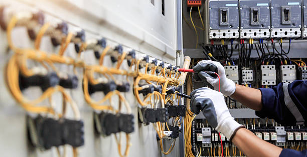 Professional Electrician technician working in Chamblee, GA